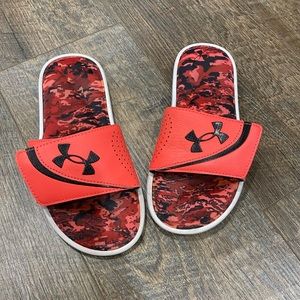 under armour boys slides